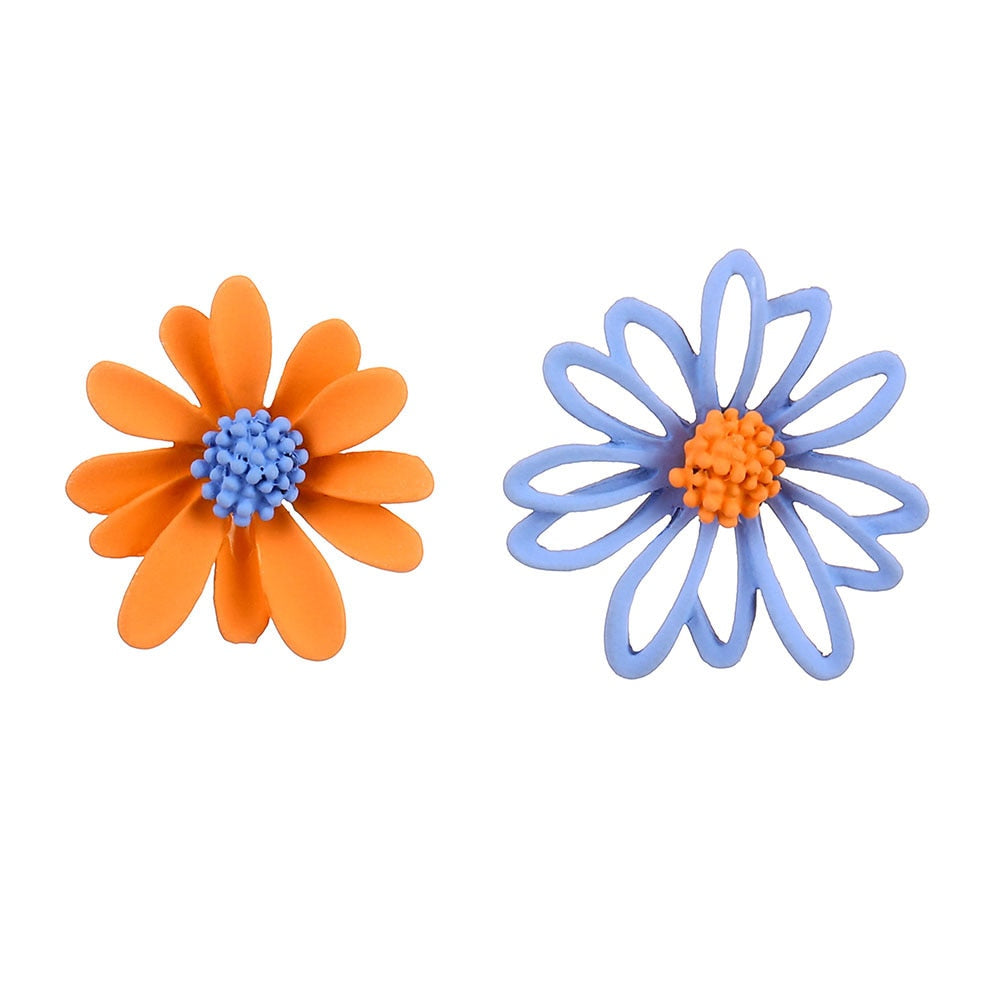 IPARAM New Korean Small Fresh Daisy Flower Stud Earrings 2020 Fashion 5 Color Geometric Flower Earrings Girl Ear Jewelry Gift