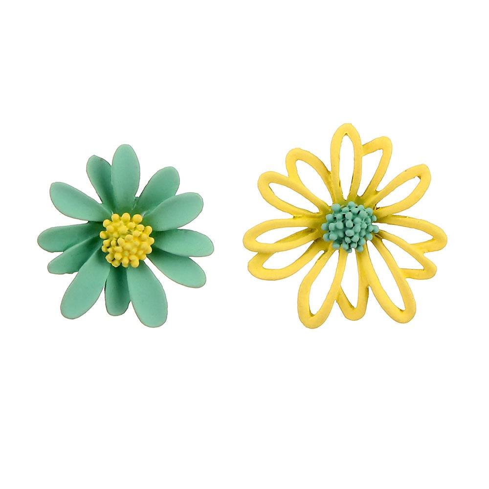 IPARAM New Korean Small Fresh Daisy Flower Stud Earrings 2020 Fashion 5 Color Geometric Flower Earrings Girl Ear Jewelry Gift