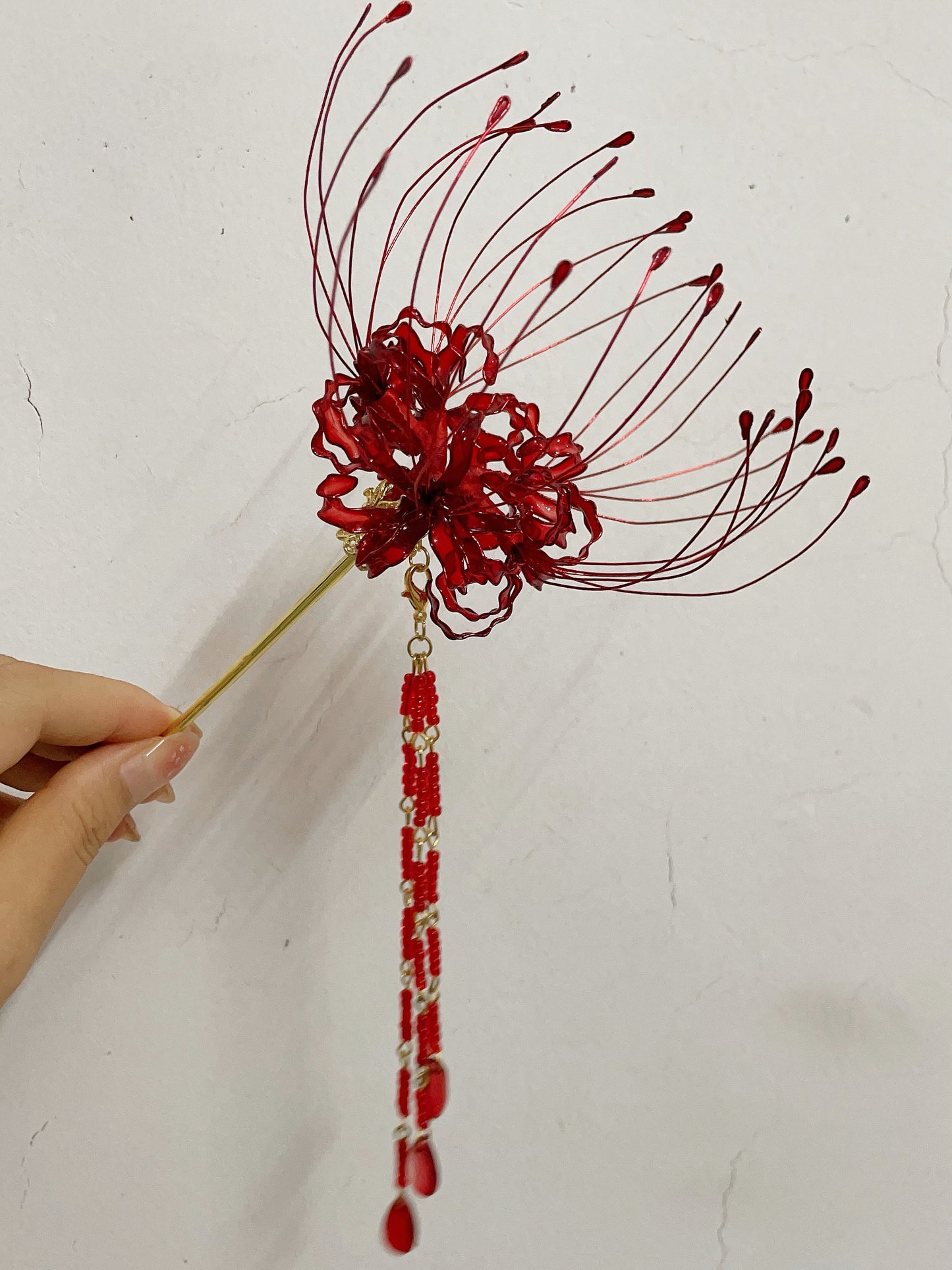 Hecho a mano araña roja lirio equinoccio higanbana flor productos para el cabello regalo personalizado accesorios personalizados