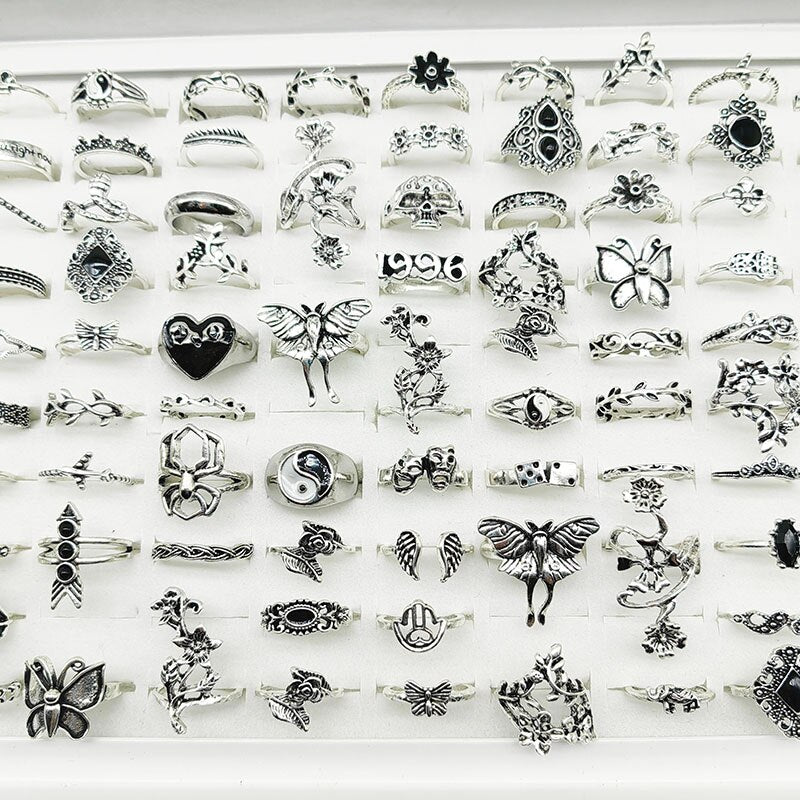 50pcs/Lot Wholesale Mix Style Finger Rings For Women Black Enamel Heart Carved Flower Skull Big Butterfly Acrylic Jewelry Girls