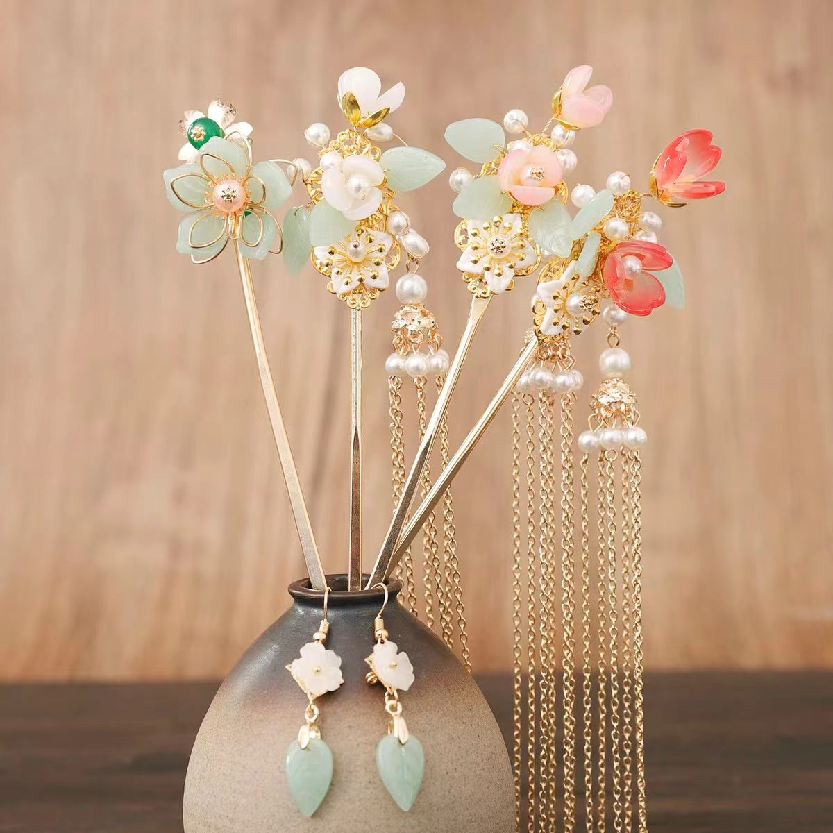 Big discount $9.9 for 3pcs hair clip with tassel - Duo Fashion