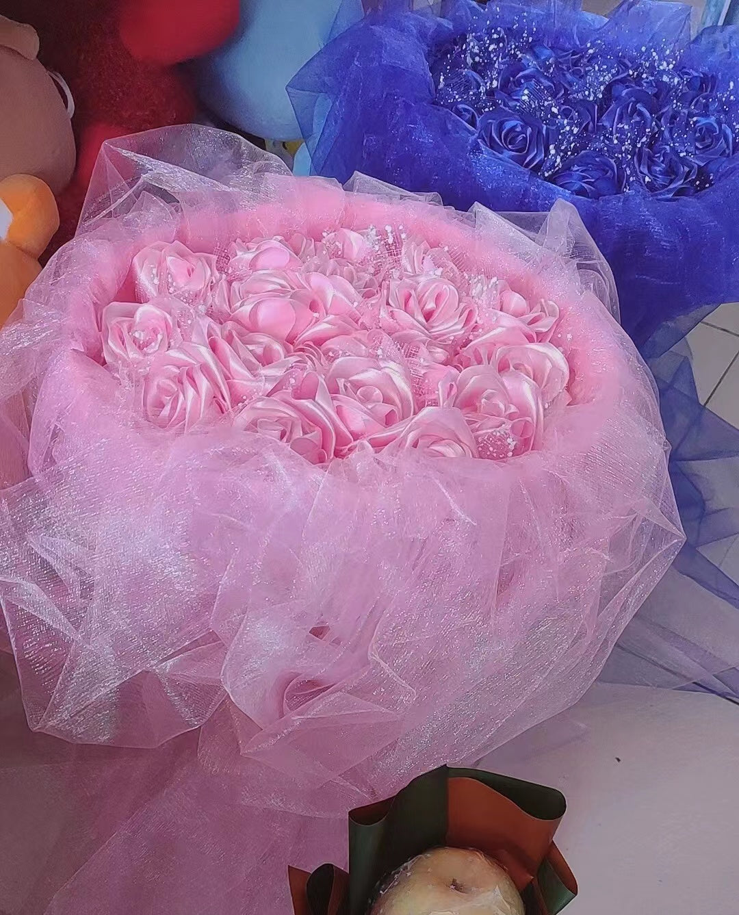 Handmade diy custom ribbon rose flower 33pcs finish products for birthday girlfriend gift